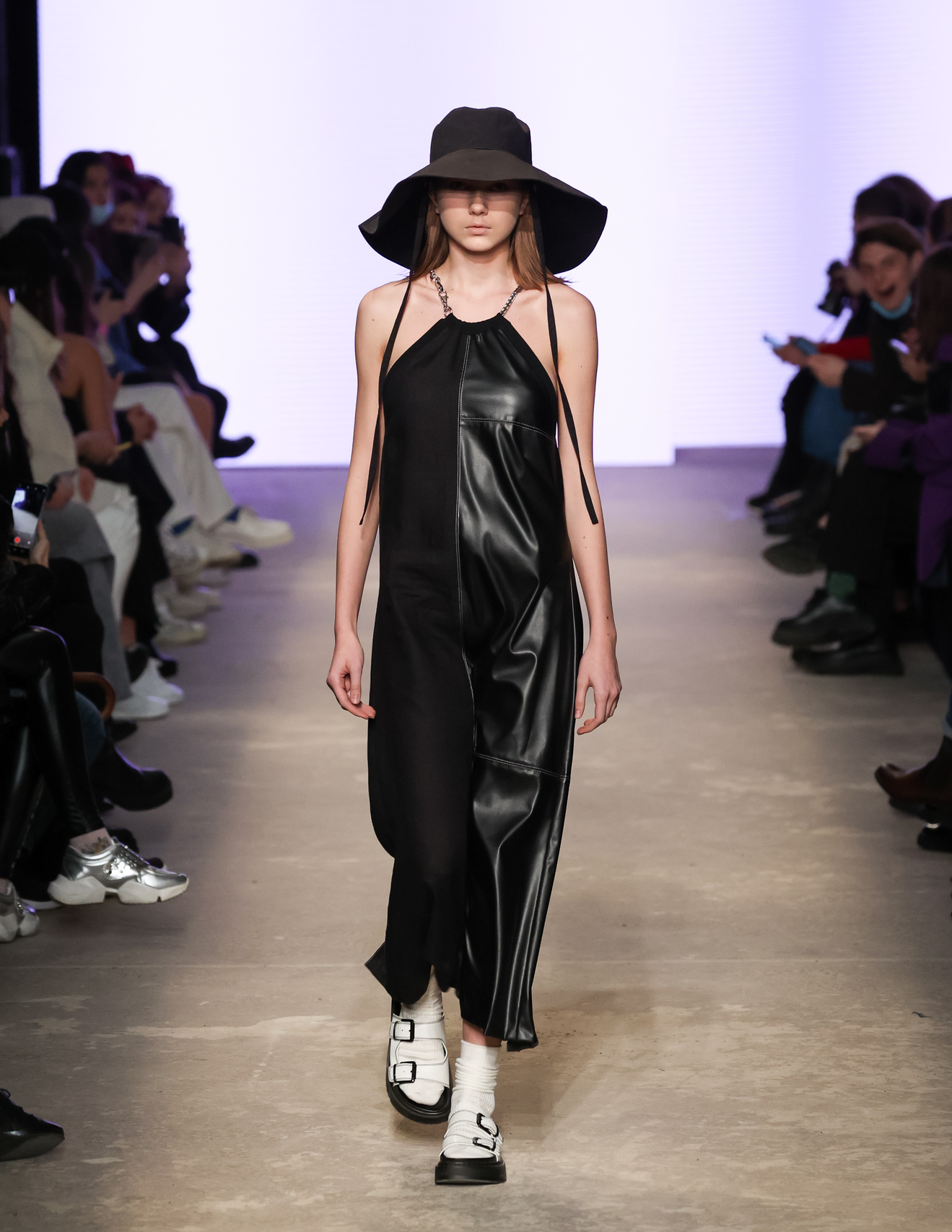 Новые дизайнеры. Estet Fashion week 2021 Москва. Российская неделя моды 2021. Фестиваль New Designers. ВК estet Fashion week 2021 показы.