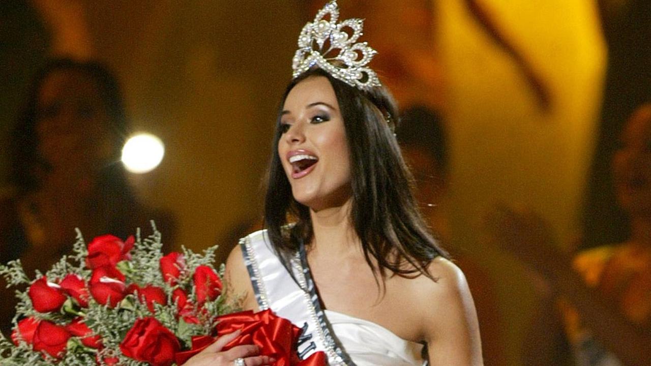 Оксана Федорова Мисс Вселенная 2002