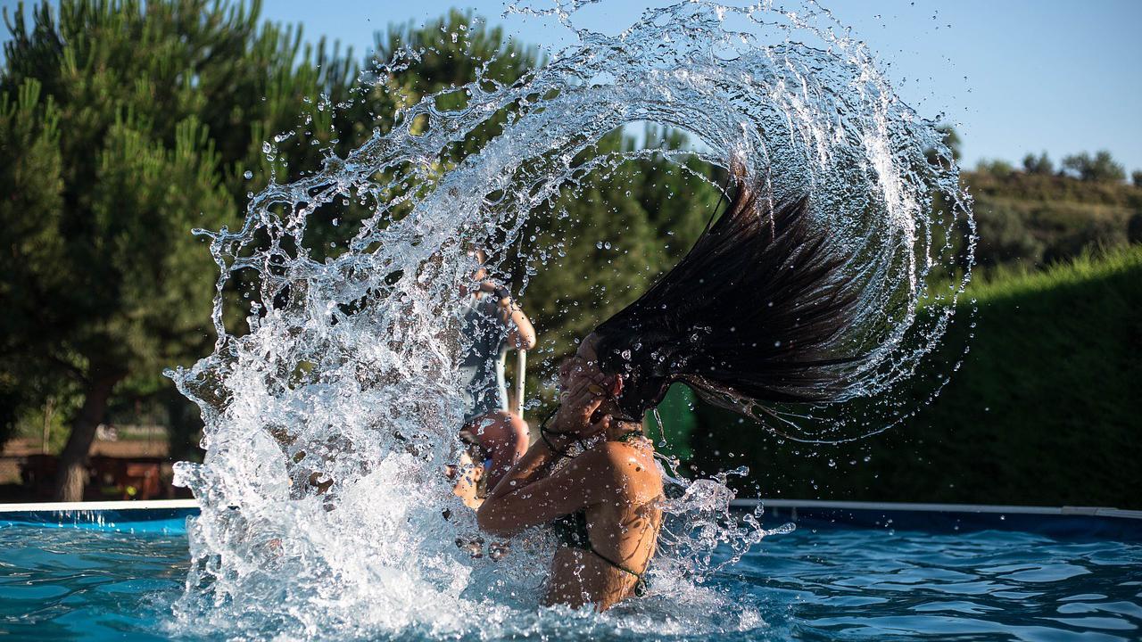 Как сфотографировать брызги воды от волос